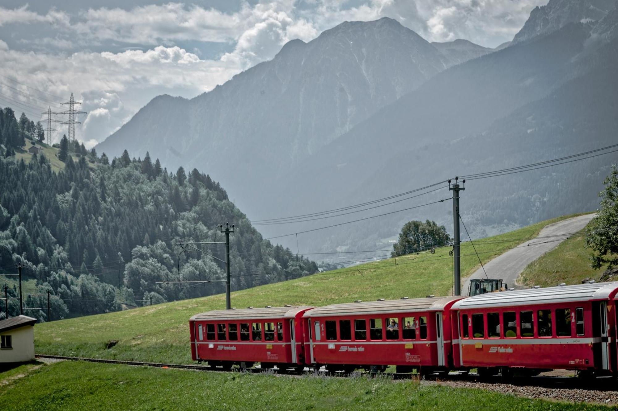 Ristorante Pensione Chalet Stazione พอสเชียโว ภายนอก รูปภาพ